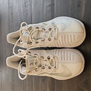 Nike Air zoom GO TURBO Tennis Court Shoes size 9.5 women color white